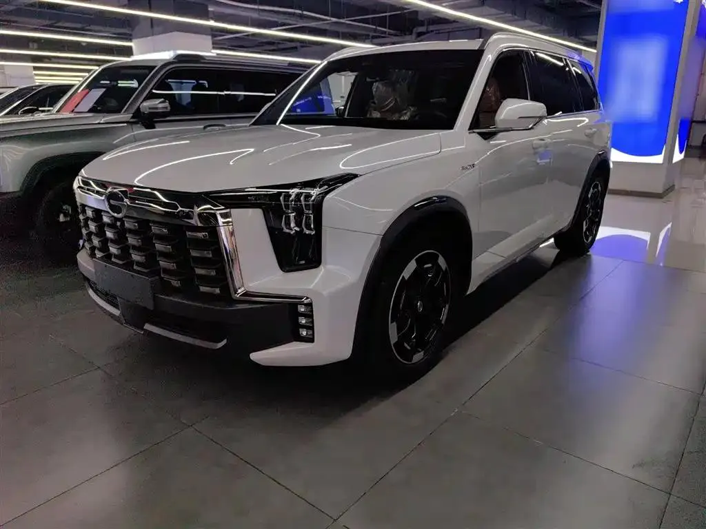 GAC Trumpchi Trumpchi Trumpchi ES9 2024 PHEV 143km Traveler Pro — photo 1