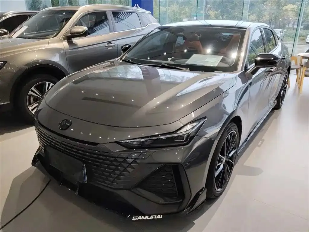 Changan UNI-V UNI-V 2023 2.0T Speed Edition — photo 1
