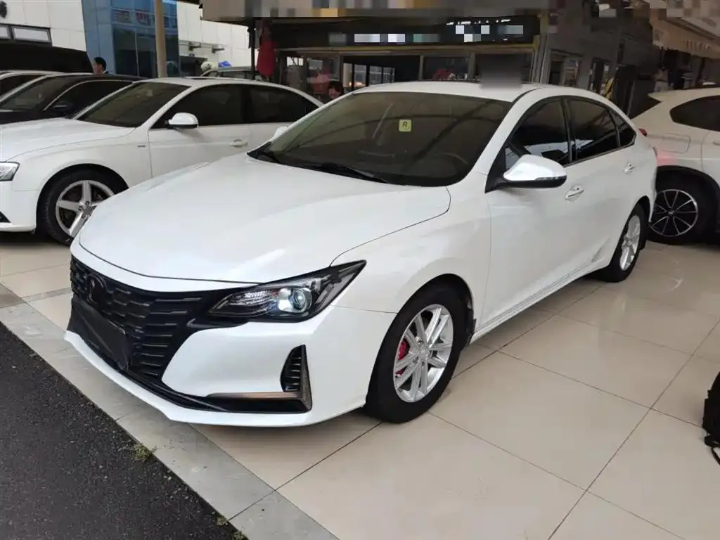 Changan Raeton CC Ruicheng CC 2022 Blue Whale Edition 1.5T DCT Elite — photo 1