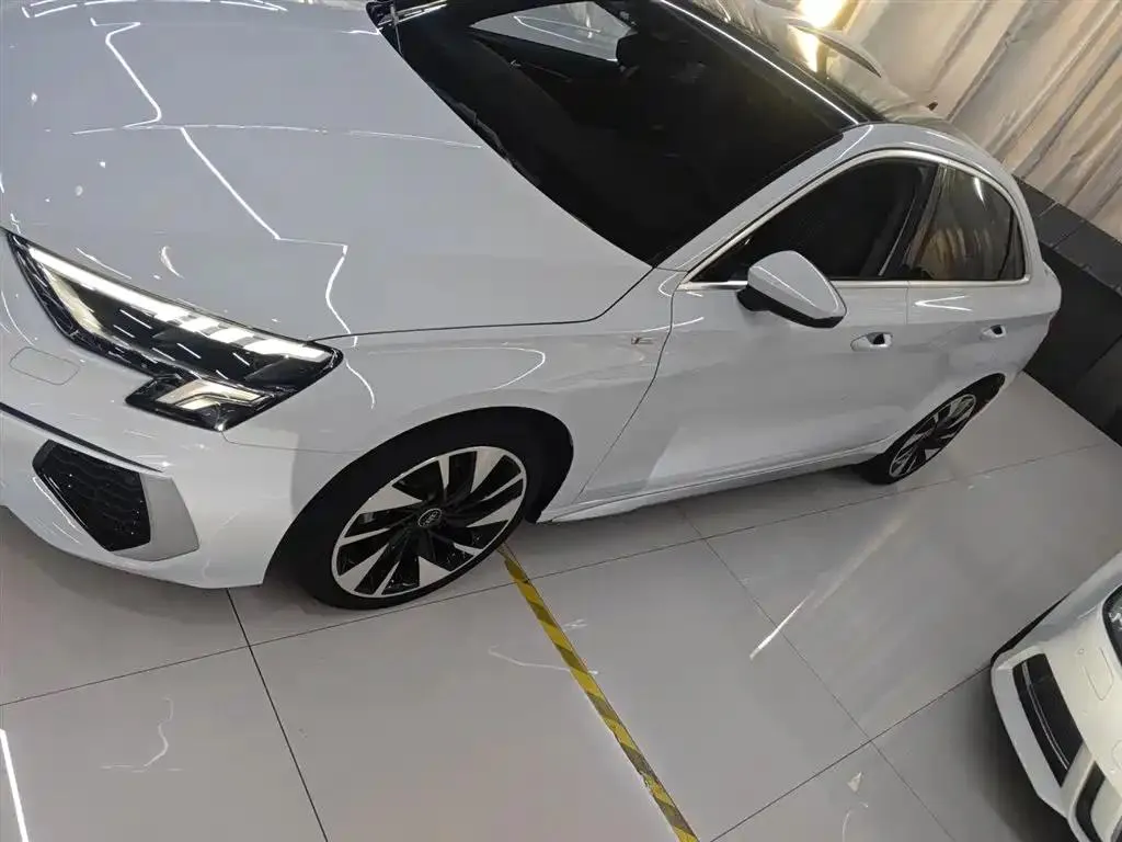 Audi A3 A3 2023 facelift A3L Limousine 35 TFSI stylish sports model — View photo 5