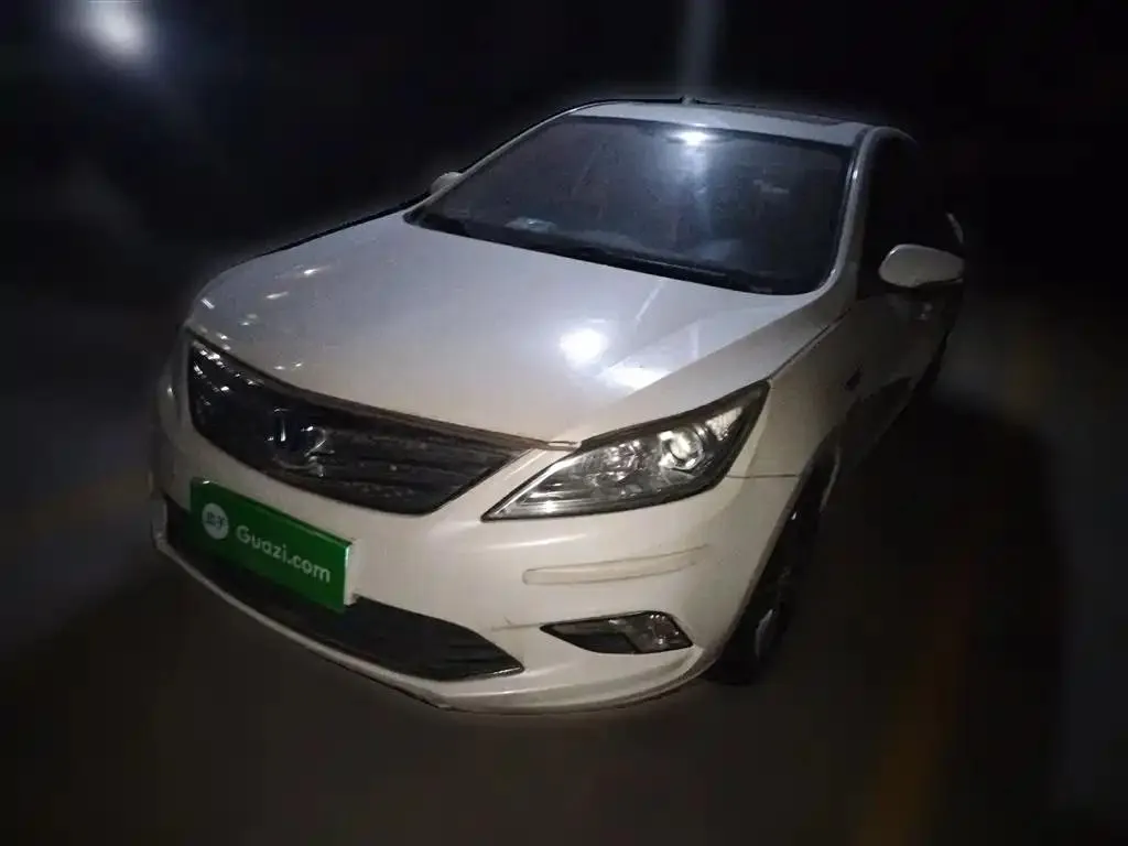 Changan Eado Eado 2015 1.6L Manual Luxury Edition National IV — photo 1