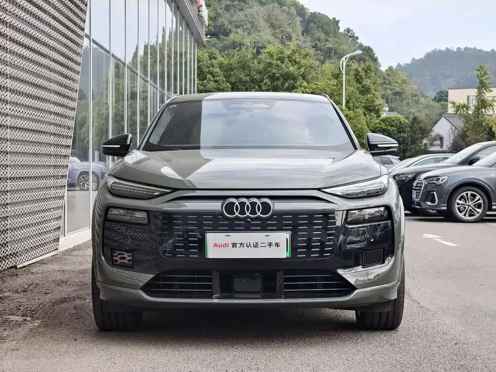 Audi Q6L e-tron Q6L e-tron 2025 First Edition — Смотреть фото 2
