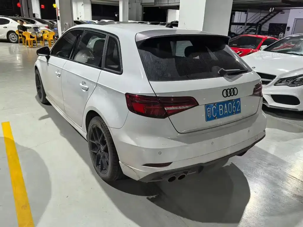 Audi A3 A3 2019 Sportback 35 TFSI Sports National V — عرض الصورة 6