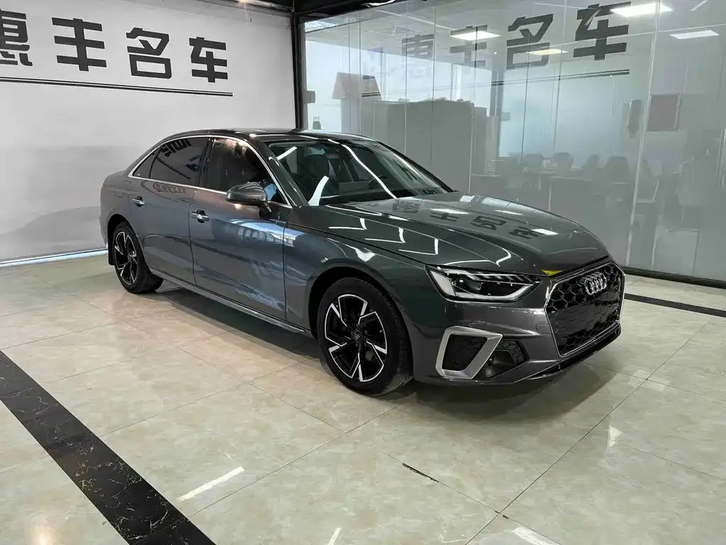 Audi A4L A4L 2020 35 TFSI Fashion Dynamic Edition — photo 1