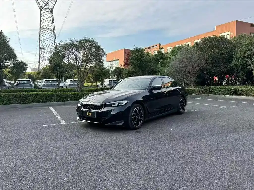 BMW i3 i3 2024 eDrive 40 L Night Edition — photo 1
