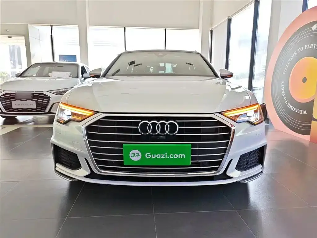 Audi A6 A6 (Imported) 2022 Avant Avant 40 TFSI Luxury Dynamic Edition — Ver foto 3