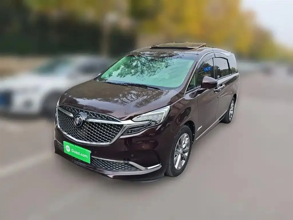 Buick Buick GL8 — Red