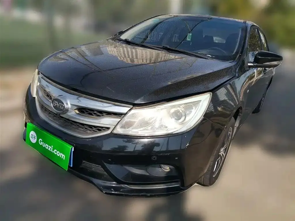 BYD BYD SuRui — Noir