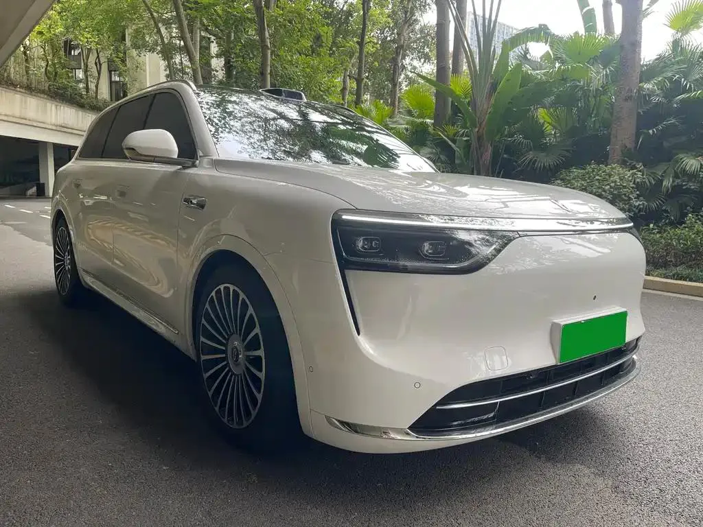 AITO M8 Wenjie M8 2025 Extended Range Max Edition 37kWh 5-Seater — Voir la photo 3