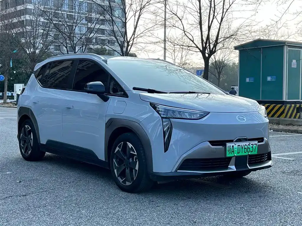 Aion AION Y Y 2022 70 Smart Edition Ternary Lithium — Ver foto 3