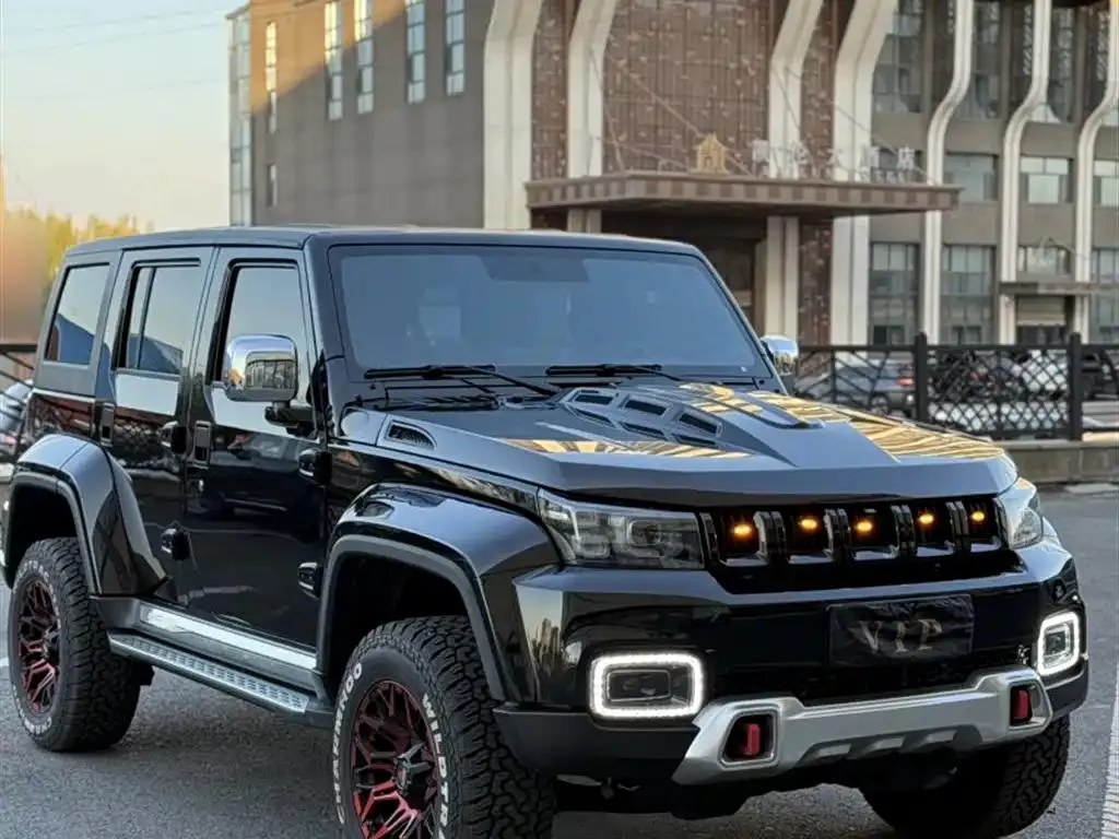 BAIC ing Off-road Beijing BJ40 2024 2.0T City Hunter Glory Edition — photo 1