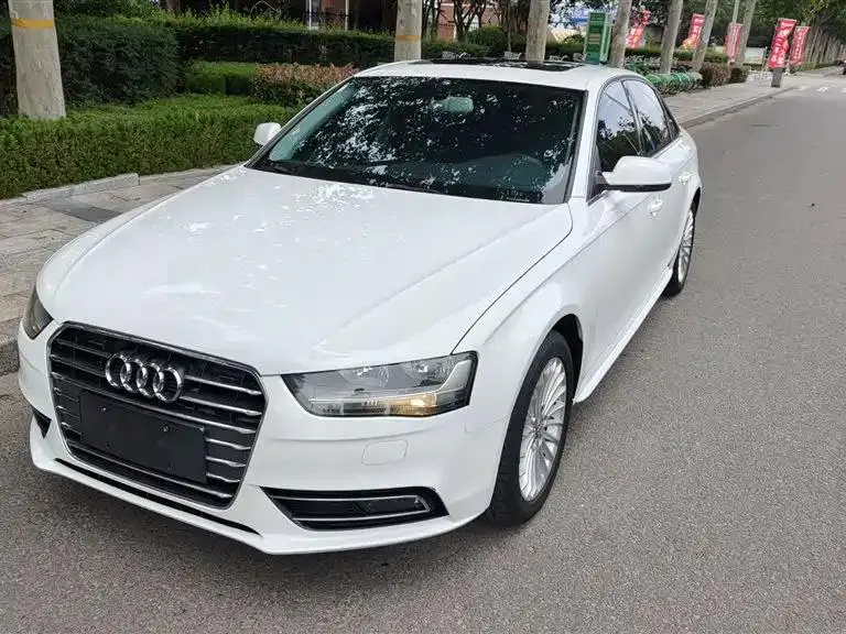 Audi A4L A4L 2015 30 TFSI Automatic Comfort Edition — photo 1