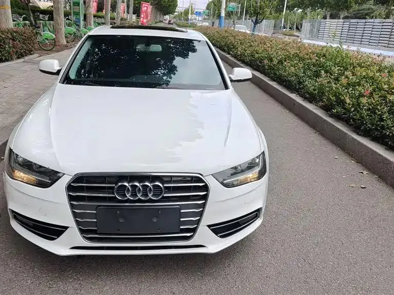 Audi A4L A4L 2015 30 TFSI Automatic Comfort Edition — عرض الصورة 3