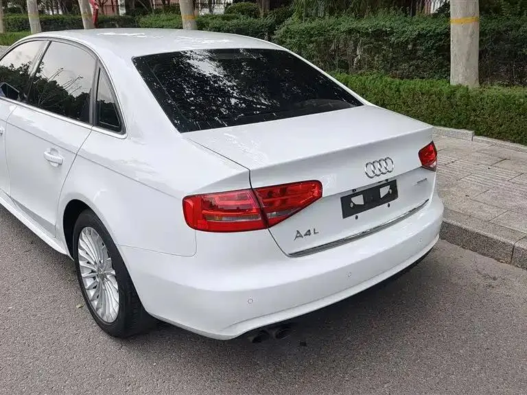 Audi A4L A4L 2015 30 TFSI Automatic Comfort Edition — عرض الصورة 6