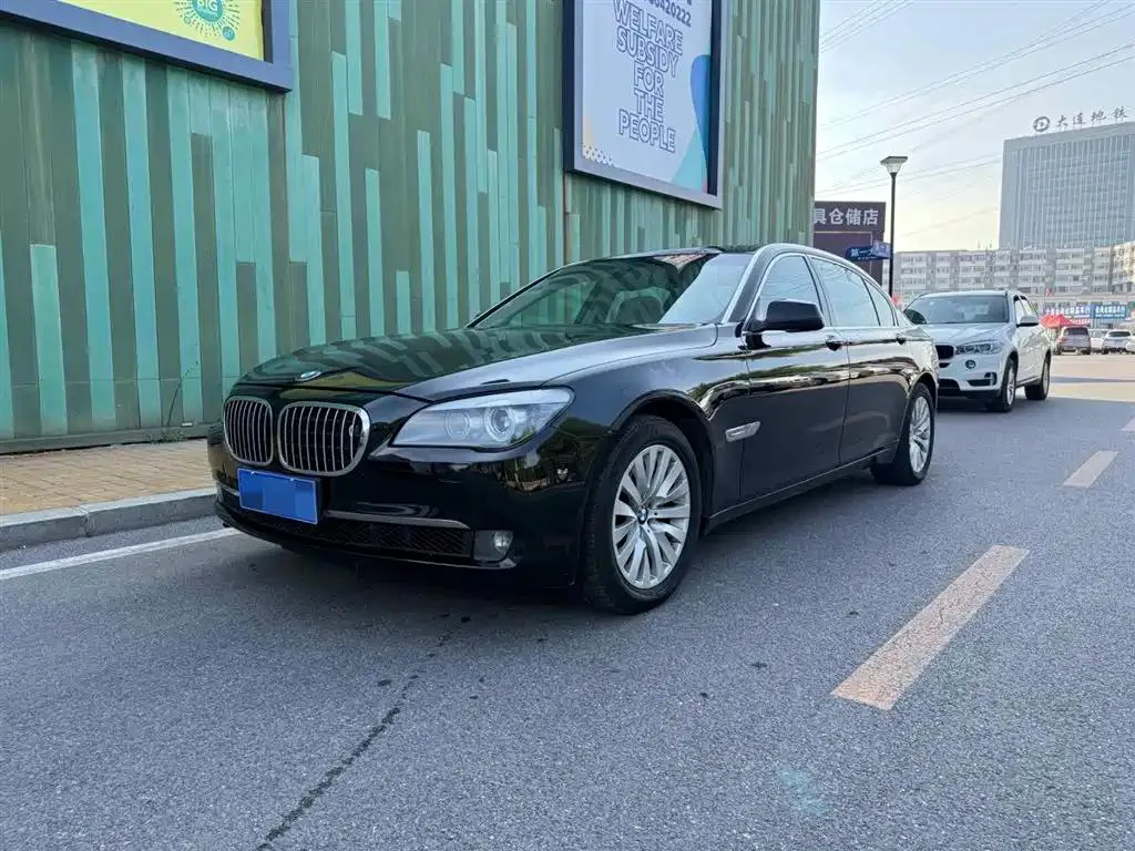 BMW 7 Series 7 Series 2010 750Li — photo 1