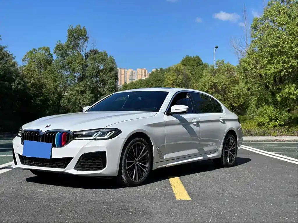 BMW 5 Series 5 Series 2023 530Li xDrive M Sport Package — photo 1