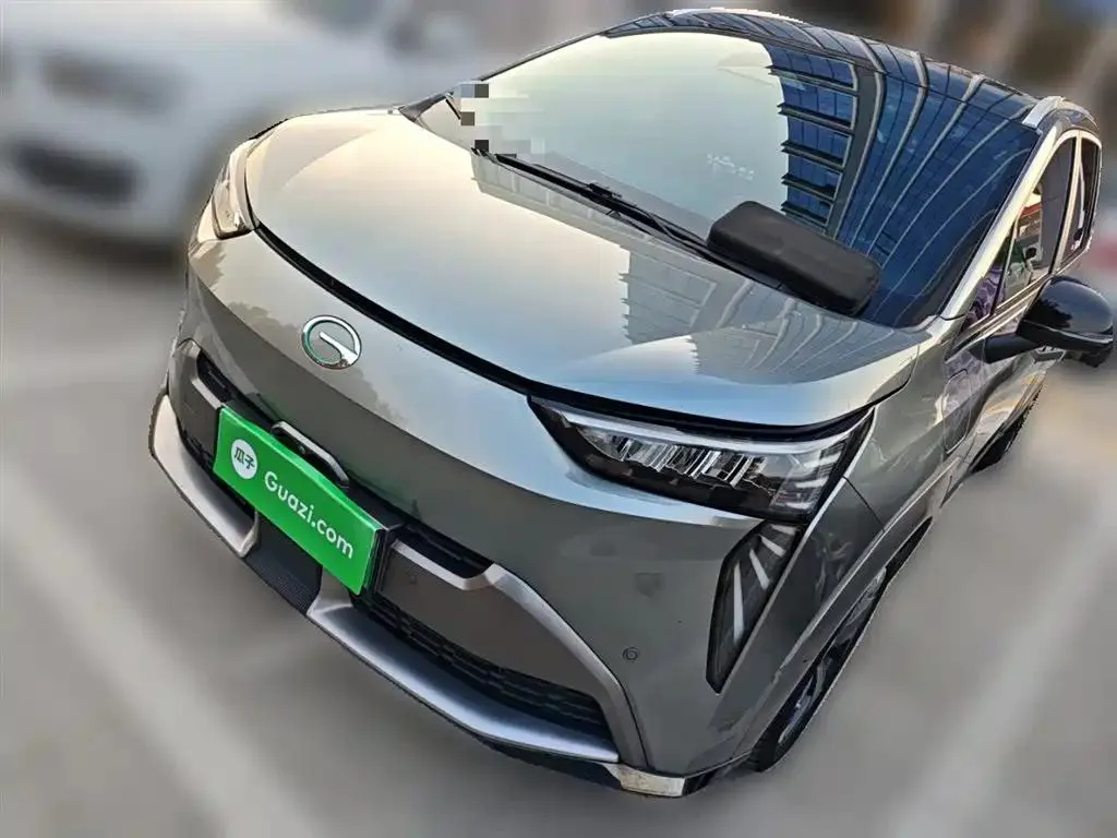 Aion AION Y Y 2022 70 Intelligent Driving Edition Lithium Iron Phosphate — photo 1
