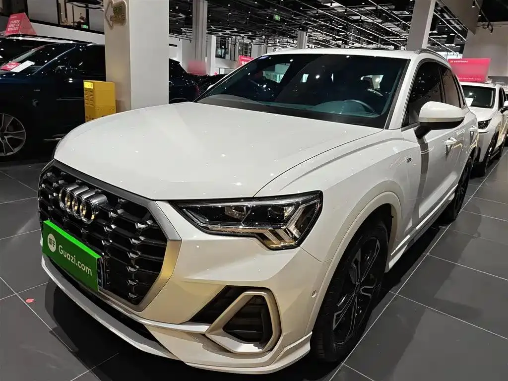 Audi Q3 Q3 2022 45 TFSI quattro Stylish and Dynamic — Voir la photo 2