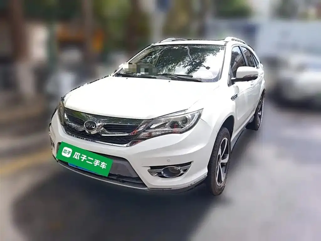 BYD S7 S7 2016 2.0T Automatic Premium Plus — photo 1