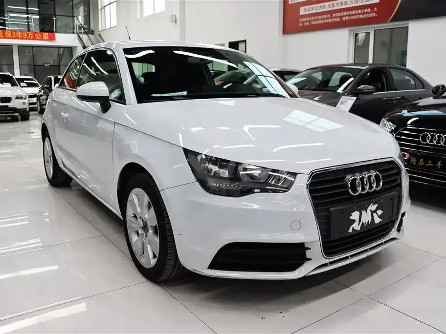 Audi A1 A1 2012 1.4 TFSI Urban — Voir la photo 3