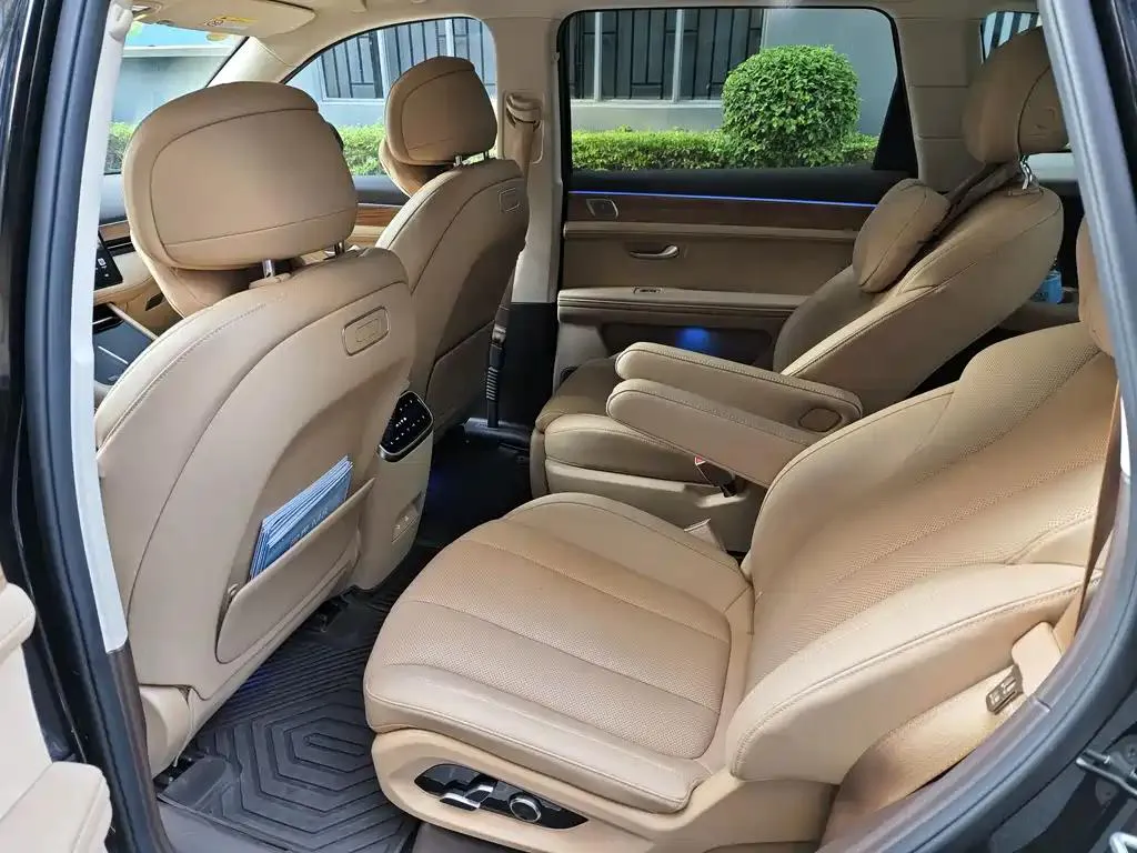 AITO M7 Wenjie M7 2024 1.5T Intelligent Driving Rear-wheel Drive Pro Edition 6 Seaters — عرض الصورة 6