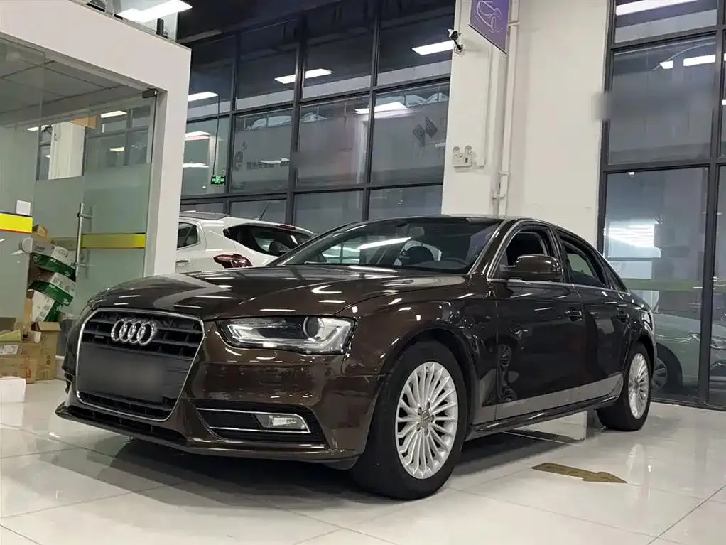 Audi A4L A4L 2013 40 TFSI quattro Personality Sports Edition — Ver foto 2