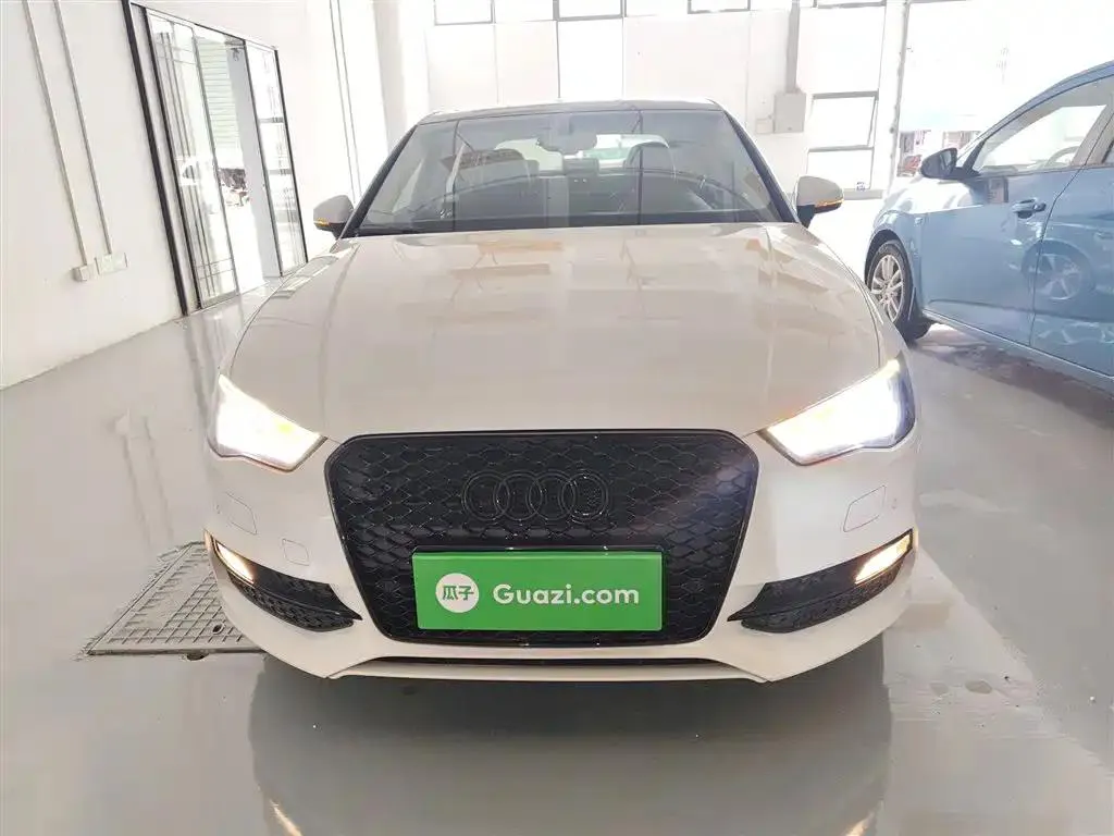 Audi A3 A3 (Imported) 2014 Limousine 40 TFSI S line Luxury — عرض الصورة 3