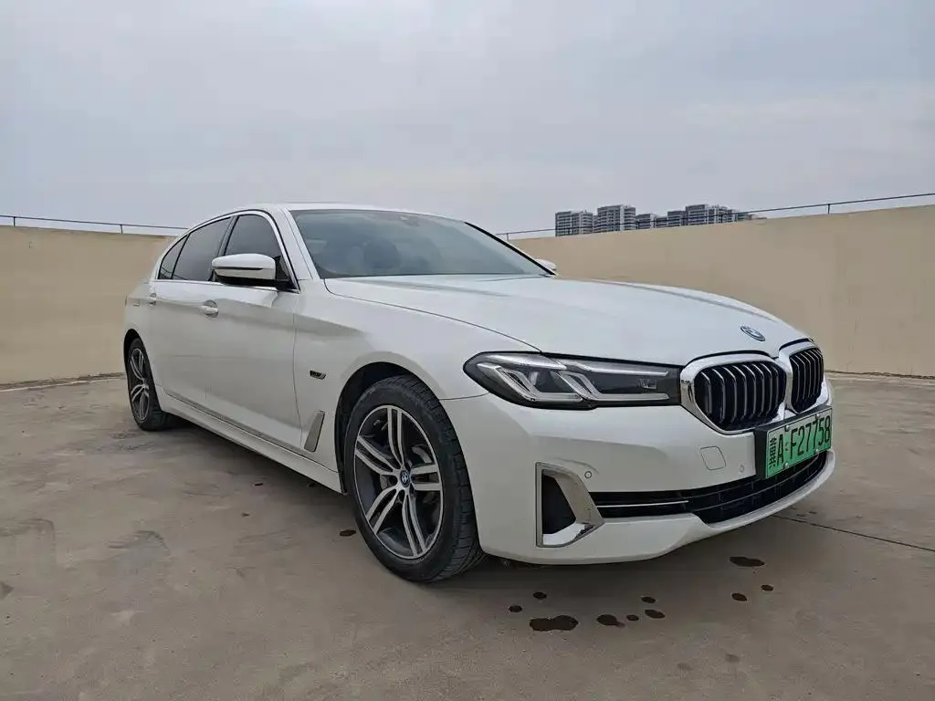 BMW 5 Series 5 Series New Energy 2022 535Le Luxury Package — photo 1