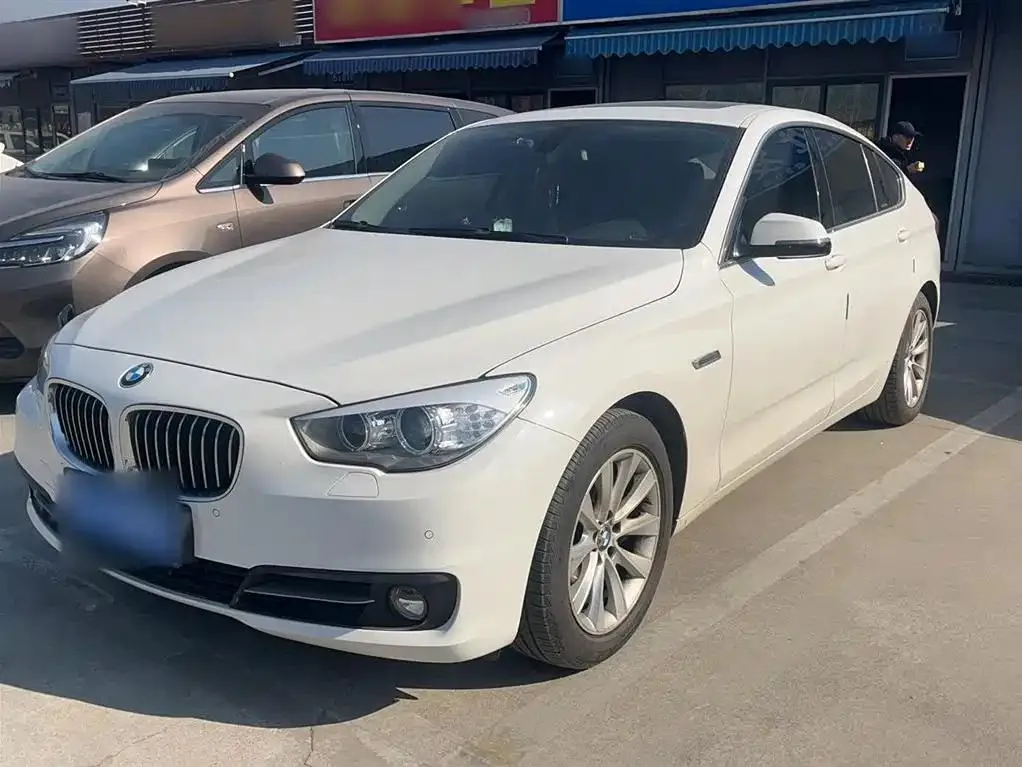 BMW 5 Series 5 Series GT 2014 528i Leading Edition — photo 1
