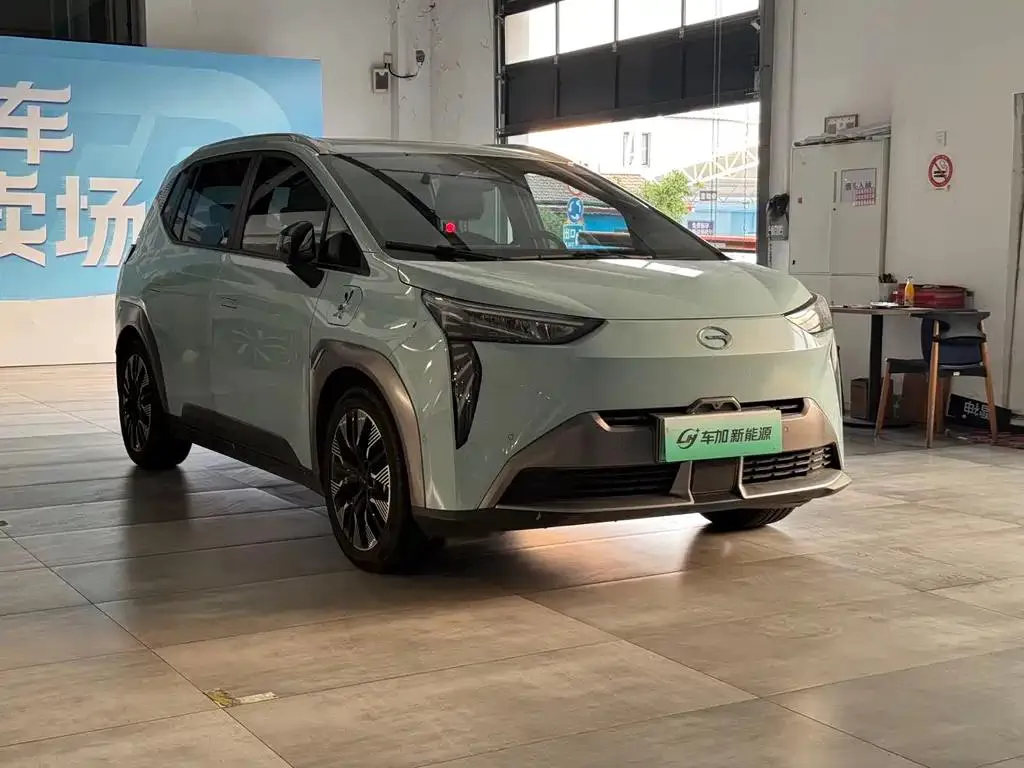 Aion AION Y Y 2022 80 Smart Driving Edition — View photo 3