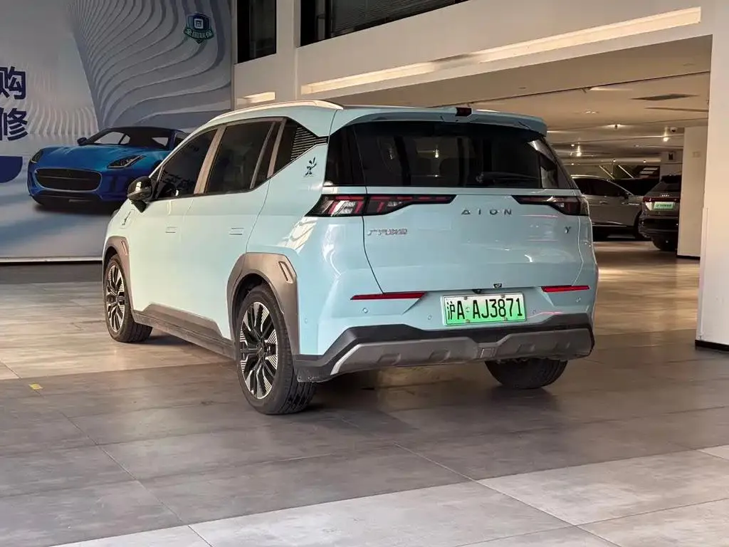 Aion AION Y Y 2022 80 Smart Driving Edition — View photo 6