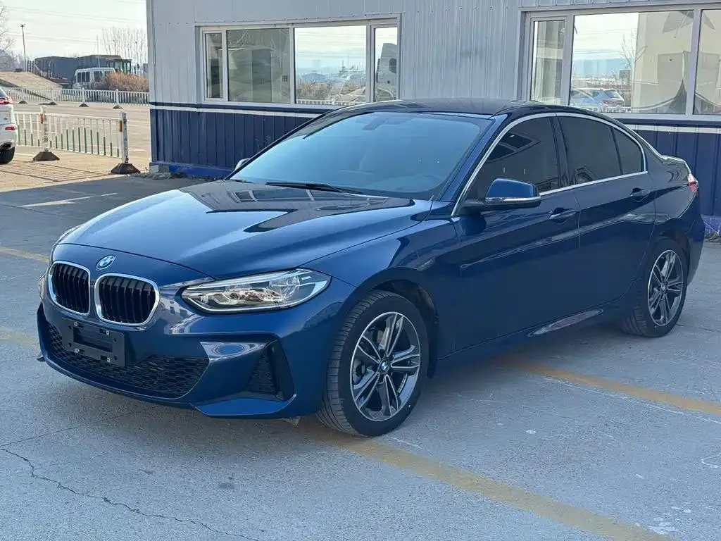BMW 1 Series 1 Series 2023 120i M Sport Edition — photo 1