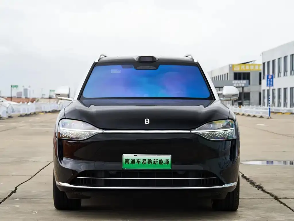 AITO Question AITO Wenjie M9 2024 Extended Range Max Edition 52kWh 6-seater Edition — Ver foto 2