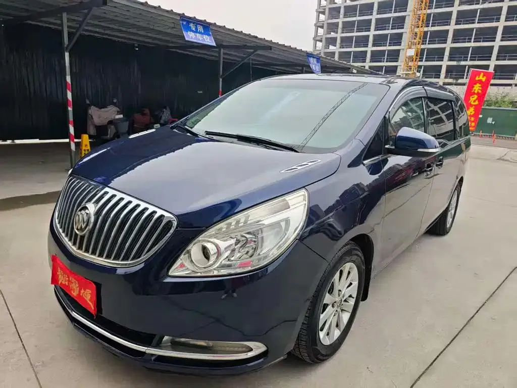 Buick GL8 GL8 2011 2.4L CT Luxury Business Comfort Edition — photo 1