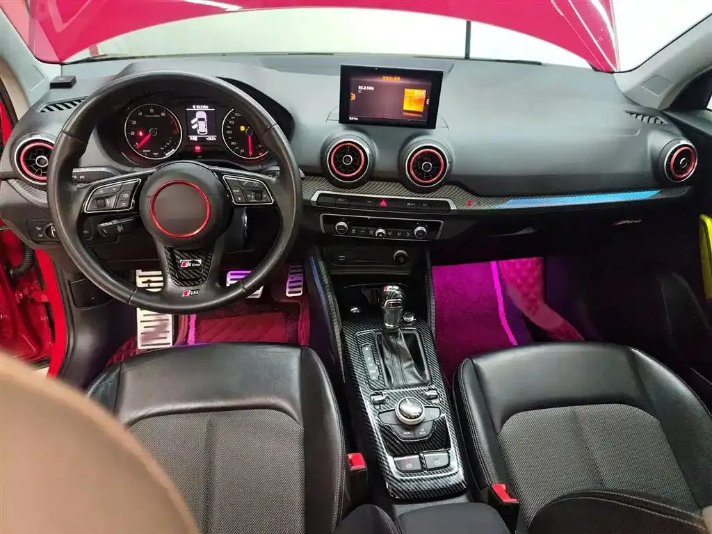 Audi Q2L Q2L 2018 35 TFSI Stylish Dynamic National V — View photo 5