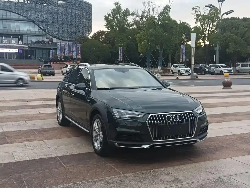Audi A4 A4 (Imported) 2017 45 TFSI allroad quattro Fashion — View photo 3