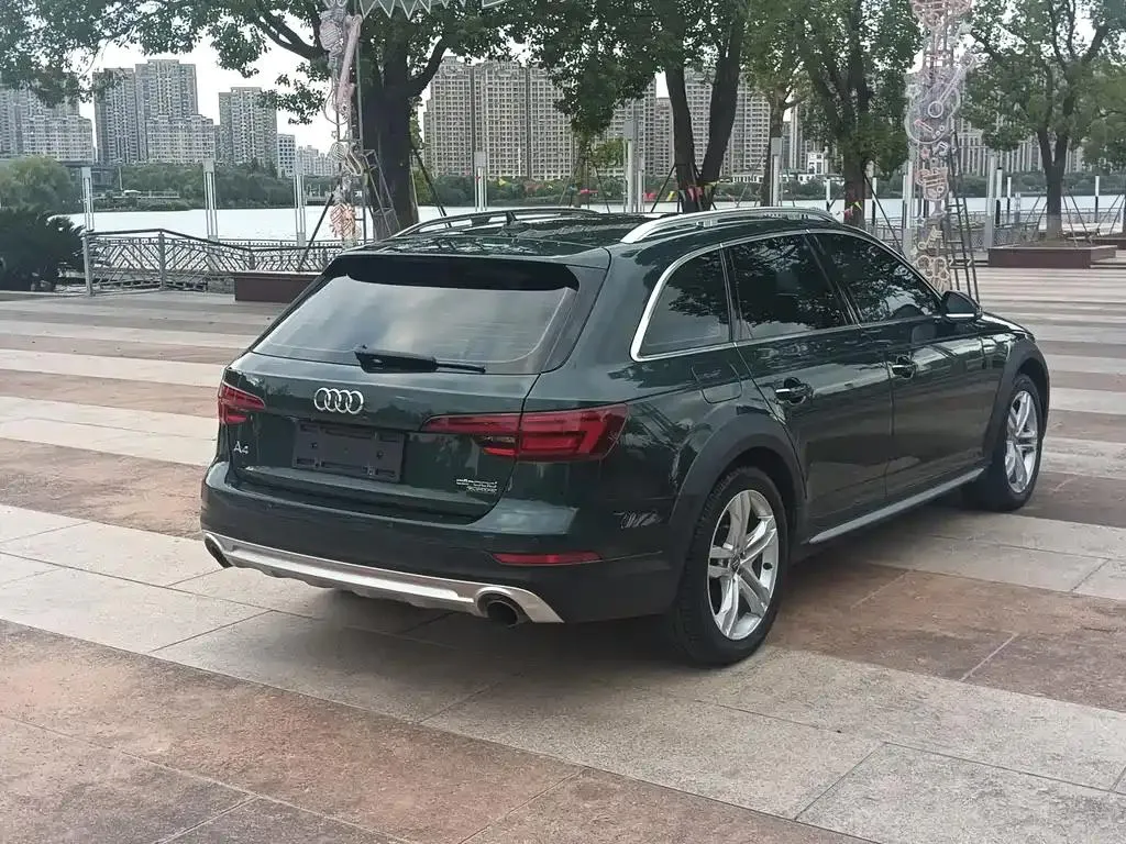 Audi A4 A4 (Imported) 2017 45 TFSI allroad quattro Fashion — View photo 5