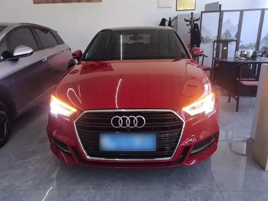 Audi A3 A3 2019 Sportback 35 TFSI Fashion National VI — Смотреть фото 3