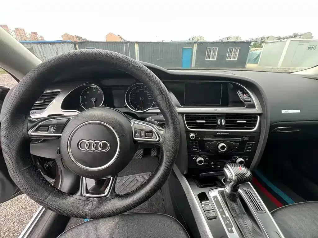Audi A5 A5 (Imported) 2013 Sportback 40 TFSI — Voir la photo 3