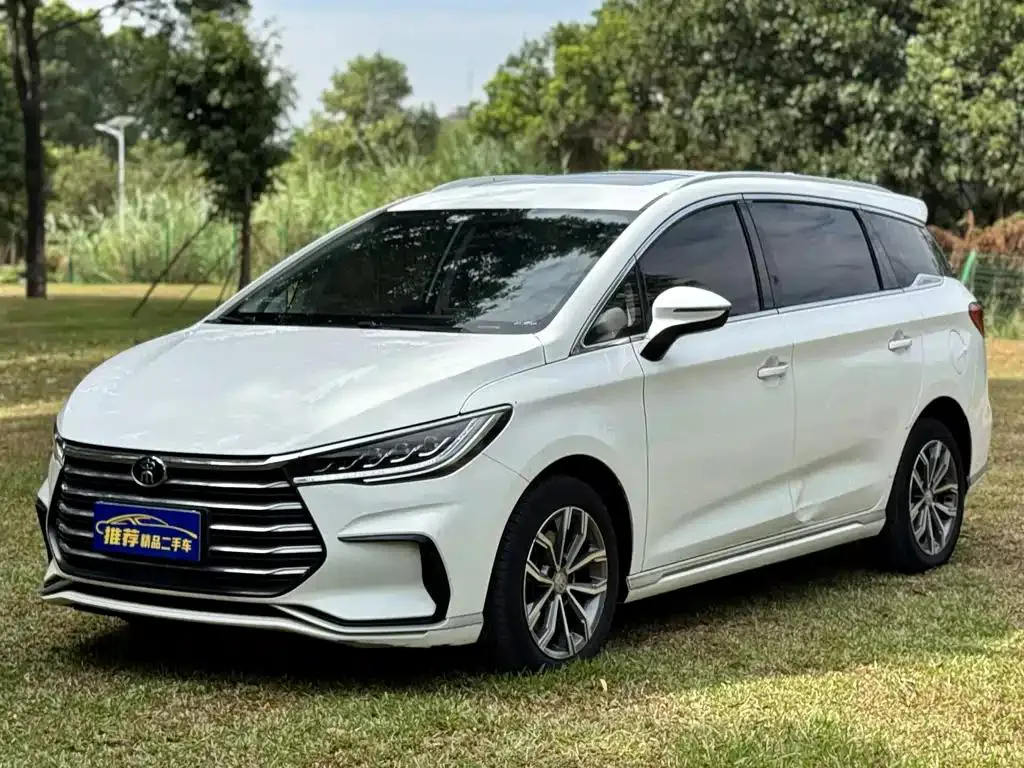 BYD Song MAX Song MAX 2021 upgraded version 1.5T automatic premium 7-seater — photo 1
