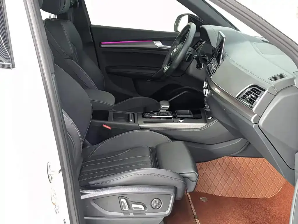 Audi Q5L Q5L 2023 40T Luxury Dynamic Edition — Ver foto 6