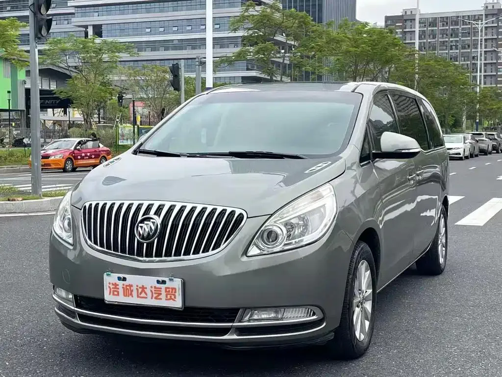 Buick GL8 GL8 2011 2.4L LT Luxury Business Executive Edition — photo 1