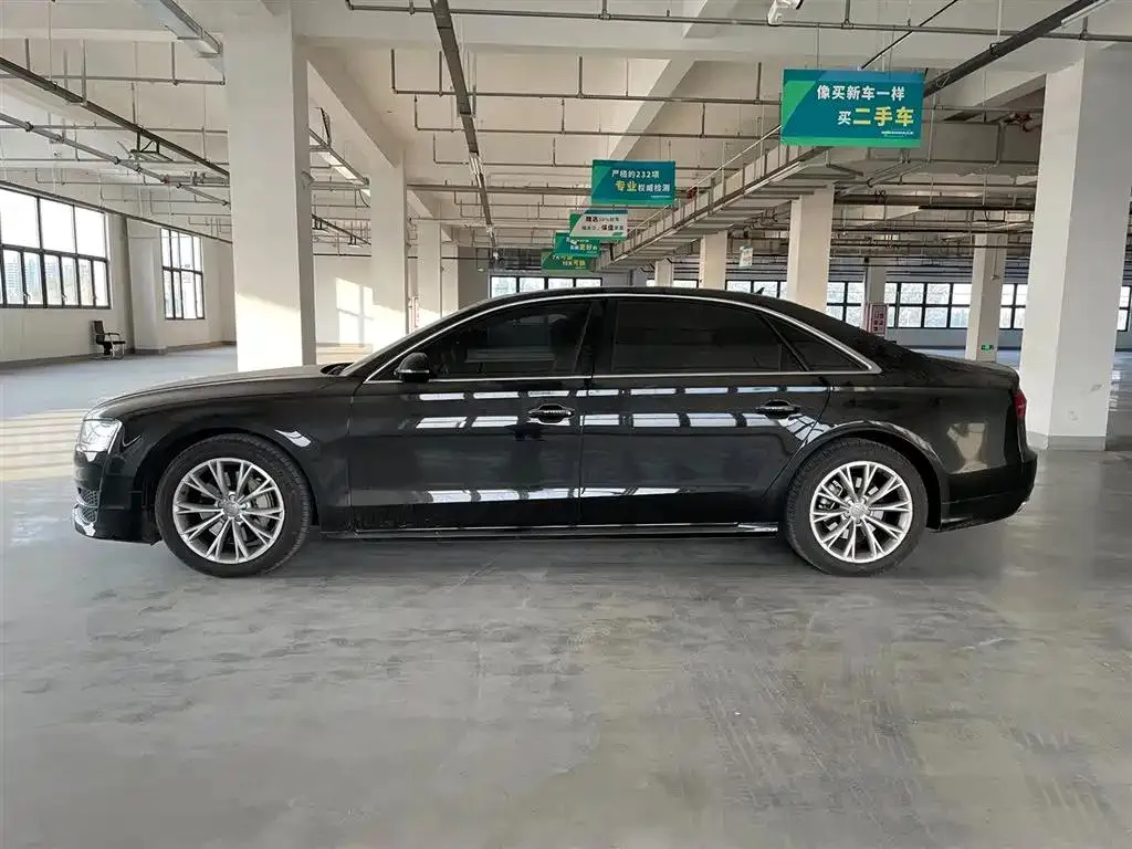 Audi A8 A8 2017 A8L 45 TFSI quattro Leading Elite Edition — Ver foto 3