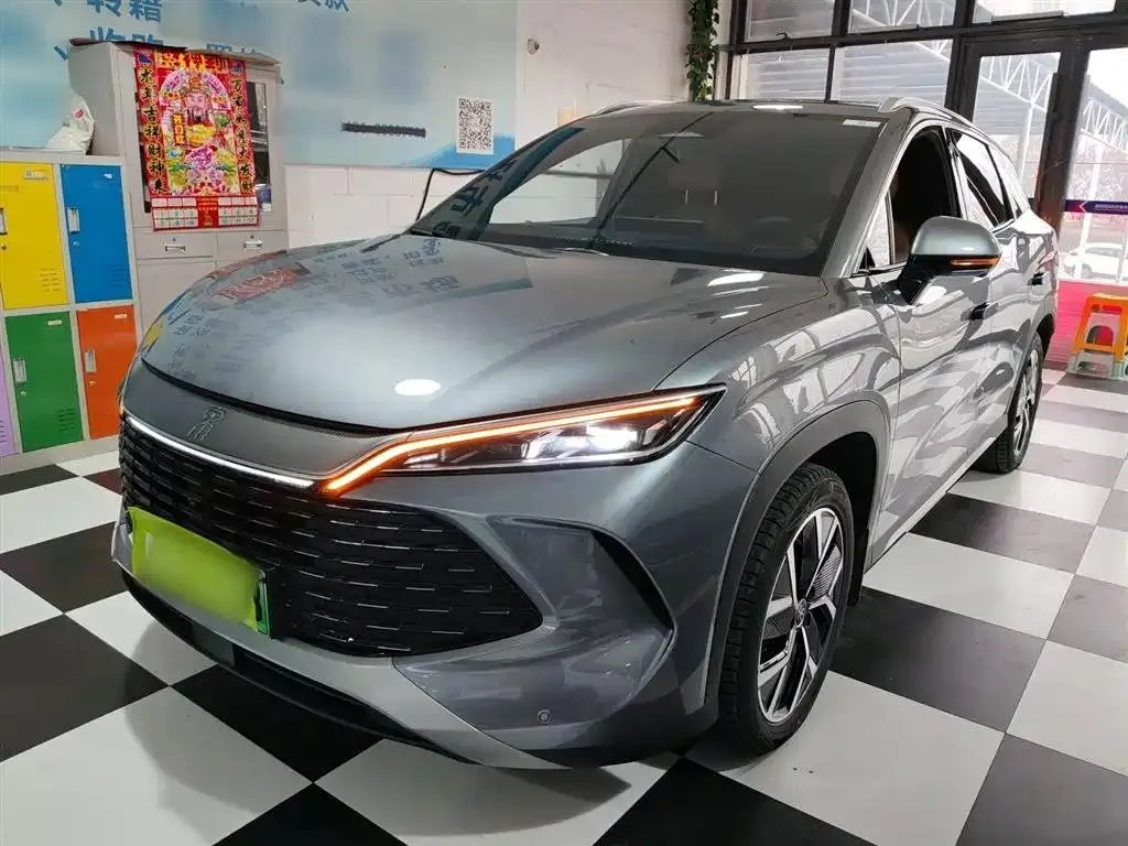 BYD Song L Song L DM-i 2024 160km Surpassing Edition — photo 1
