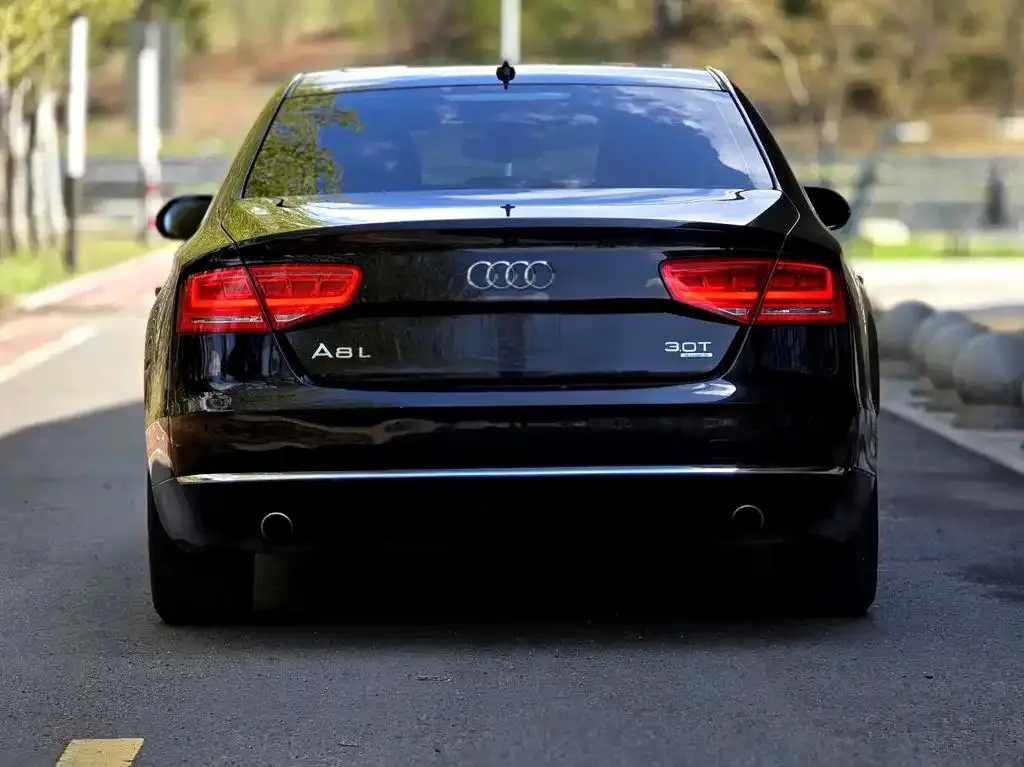 Audi A8 A8 2012 A8L 45 TFSI quattro Comfort — Смотреть фото 4