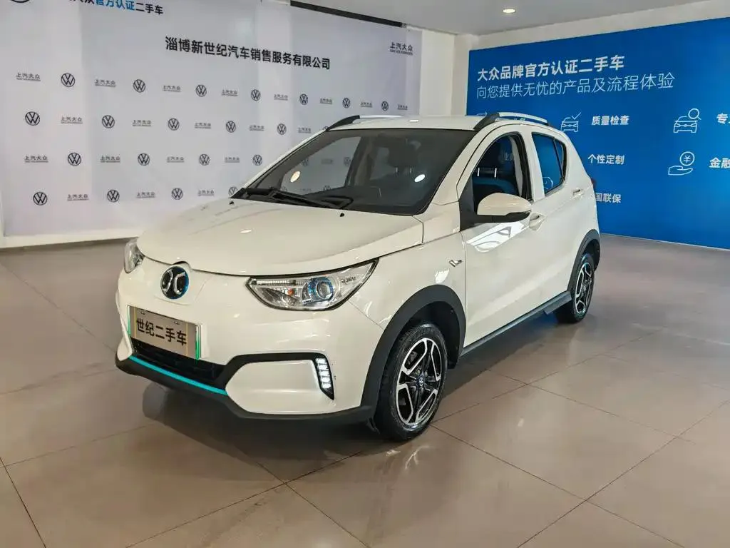BAIC BJEV BAIC New Energy EC3 2019 Smart Edition — photo 1