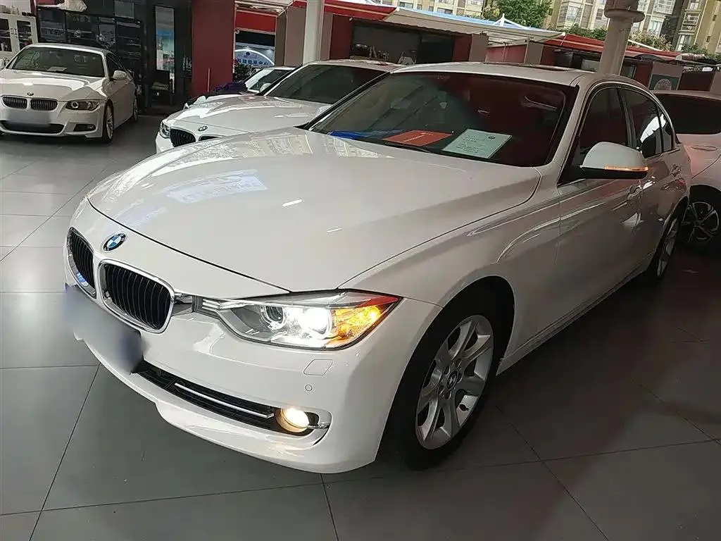 BMW 3 Series 3 Series 2014 328Li Fashion Edition — photo 1