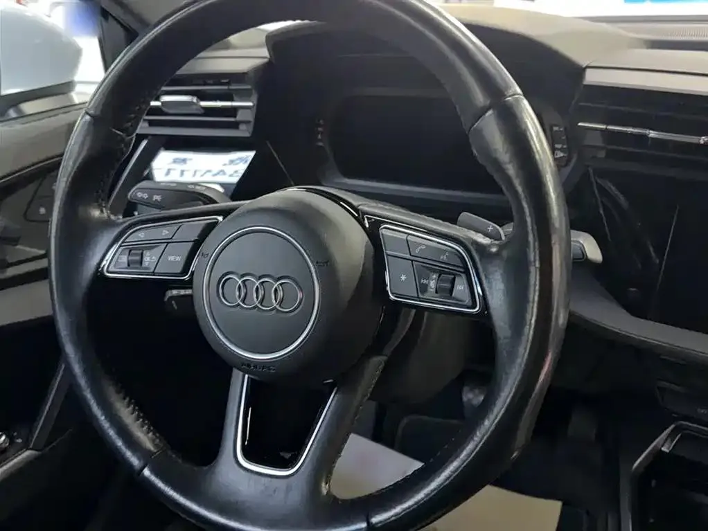 Audi A3 A3 2021 A3L Limousine 35 TFSI Progressive Elegant Edition — Voir la photo 5