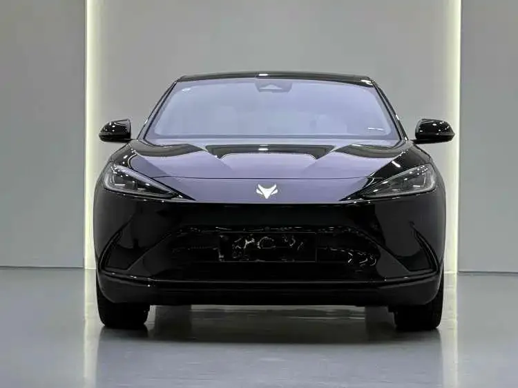Arcfox ARCFOX αS Jihu Alphard S 2023 603D Forest Edition 320kW — Ver foto 2