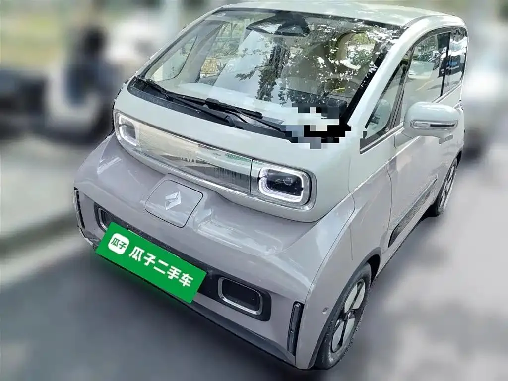 Baojun KiWi EV KiWi EV 2023 DJI version lithium iron phosphate — photo 1